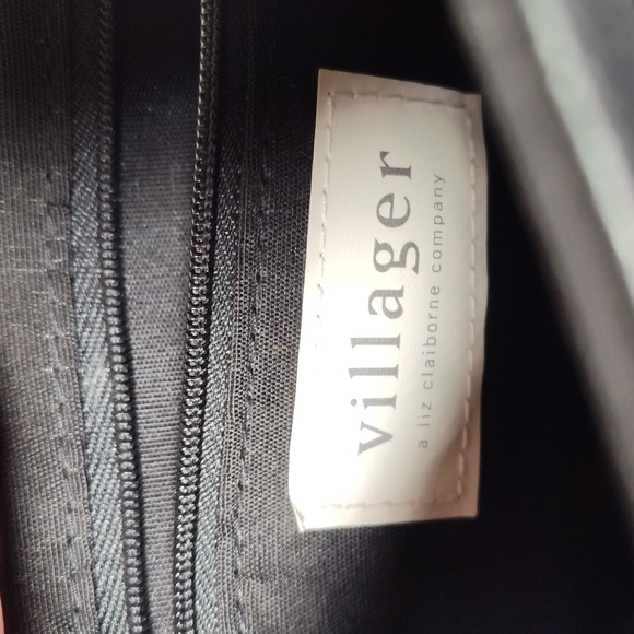 Villager by Liz Claiborne black leather shoulder bag purse - Picture 8 of 12